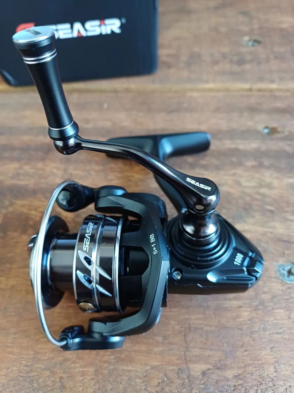 MOLINETE STREAM 1000 ULTRA LIGHT APENAS 136 GRAMAS DRAG 6 KILOS  - Foto 6