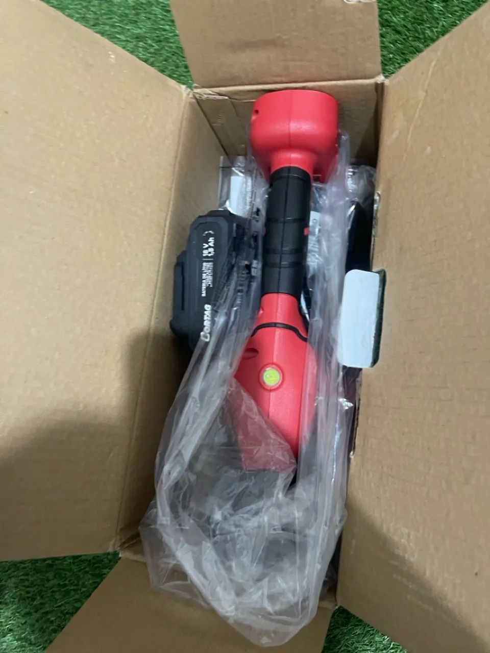 Vibrador para assentar revestimentos e pisos e porcelanatos  
