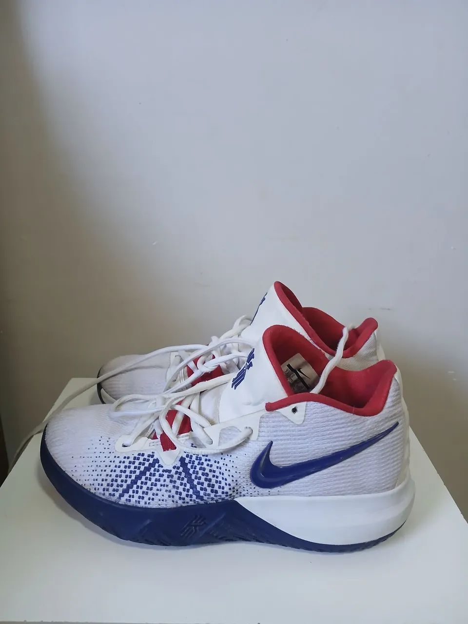 Tênis Nike Kyrie 