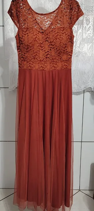 Vestido longo pra festa terracota médio<br>usado uma vez, R$ 80,00