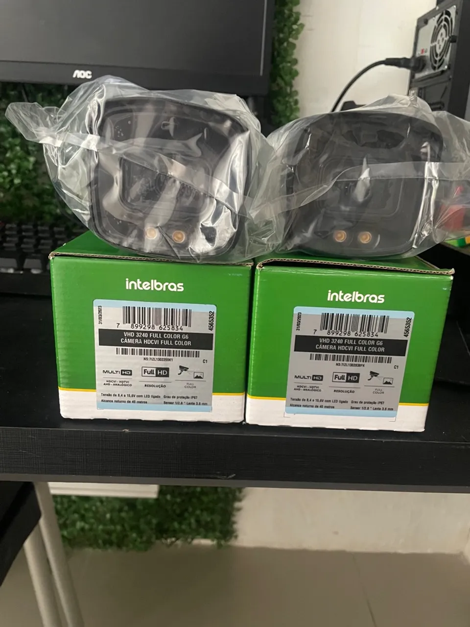 2 Câmeras de Segurança Intelbras VHD 3240 Full Color G6