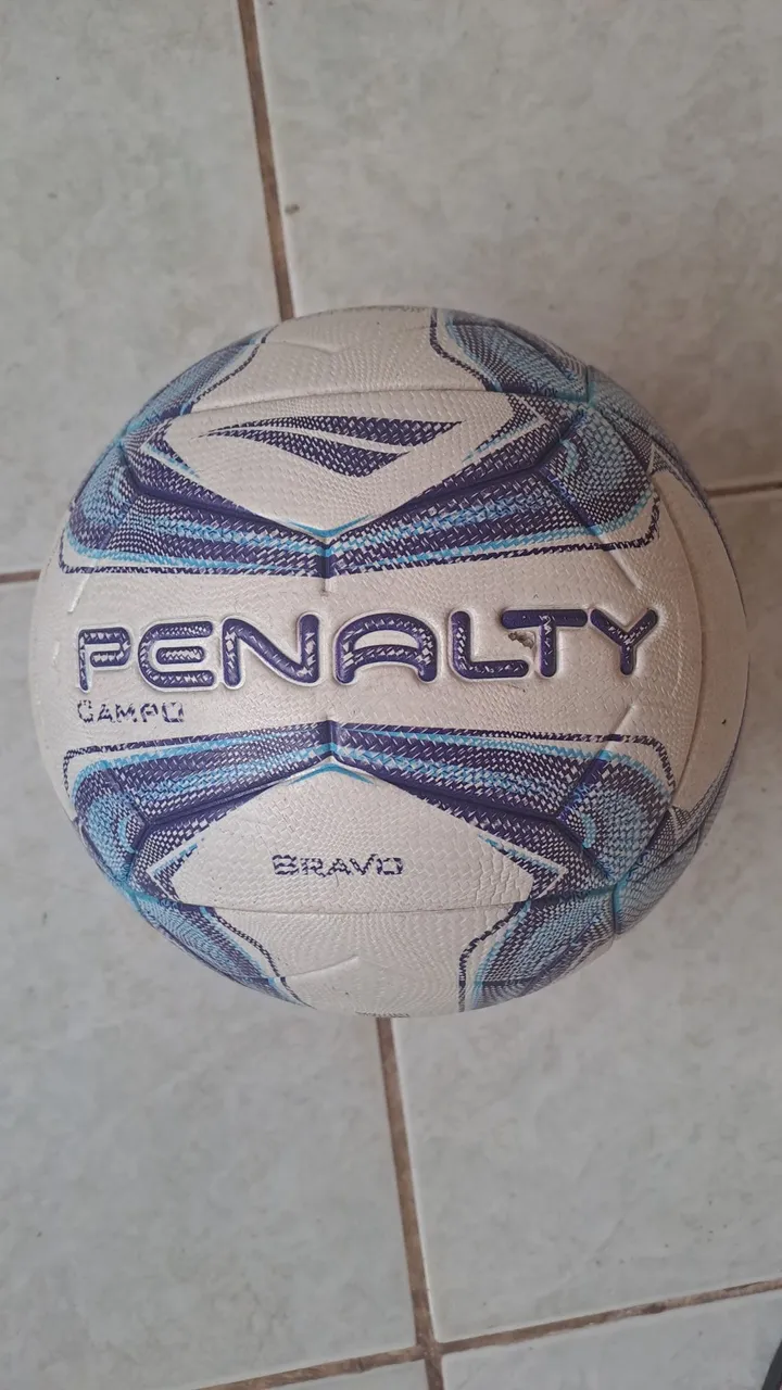 Bola de Futebol Penalty Bravo Campo