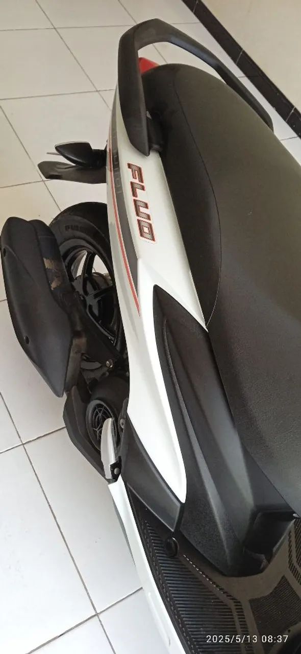 YAMAHA FLUO 125 - Foto 3