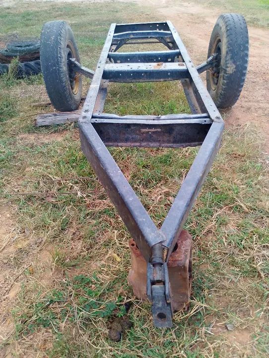 Carroçao para trator com eixo rolamento grande - Foto 4