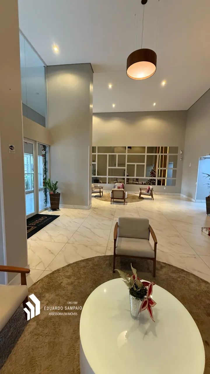3 Suites plenas (Casal C/ Closet)   Garagem para 3 carros Prox as Escolas e Parque Vaca Br - Foto 2