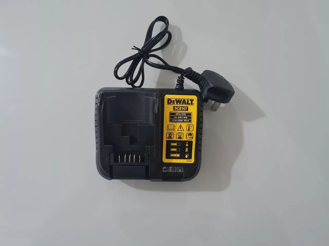Nível a Laser DeWalt 2x360° com Bateria, Carregador e maleta. - Foto 4