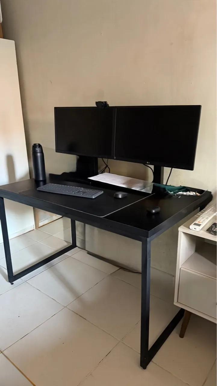Mesa mdf - metalon - toda preta