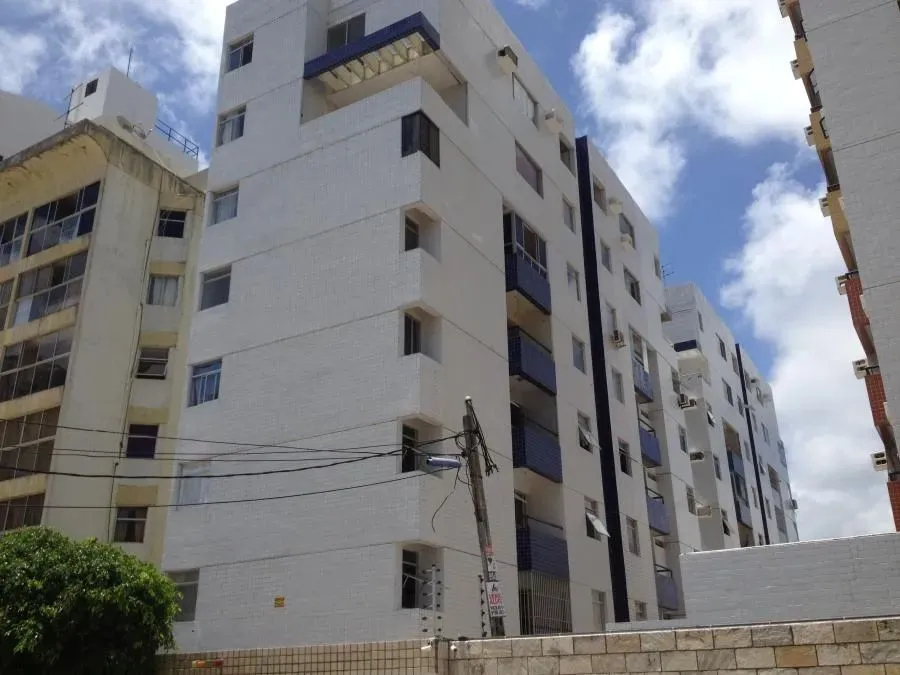 Imóvel para aluguel com 150 metros quadrados com 4 quartos
