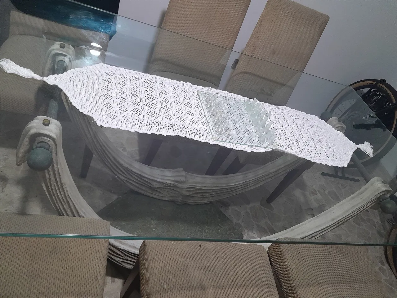Mesa de jantar com design exclusivo
