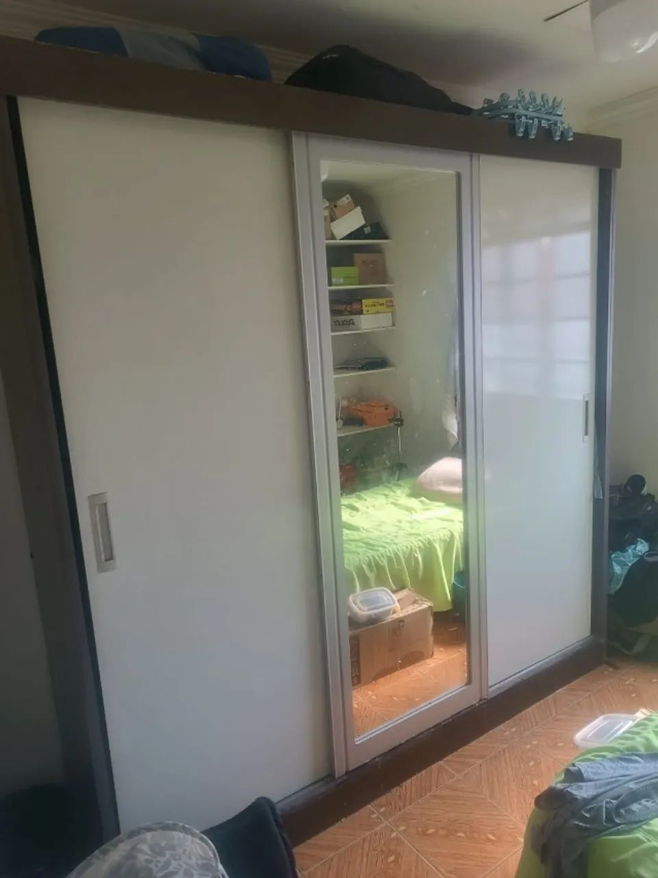 Guarda roupa casal com espelho grande  - Foto 2