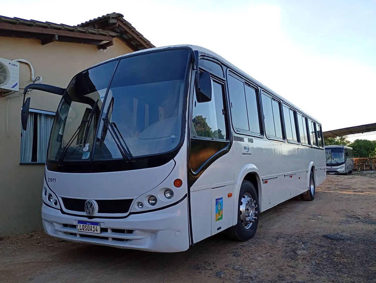 Vendo ônibus Neobus ou troco - Foto 5