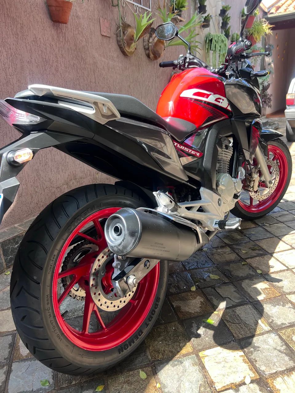CB Twister 250cc - Foto 2