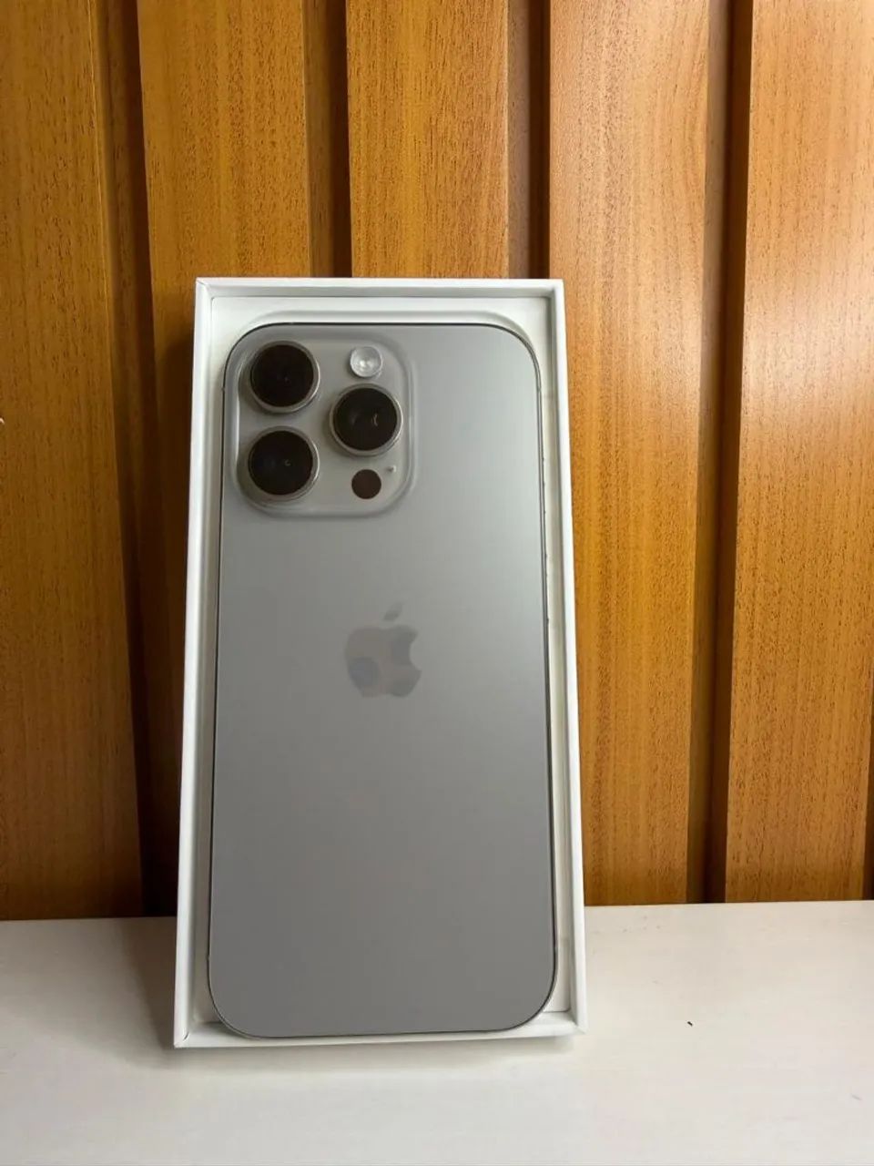 iPhone 16 PRO 89% BATERIA