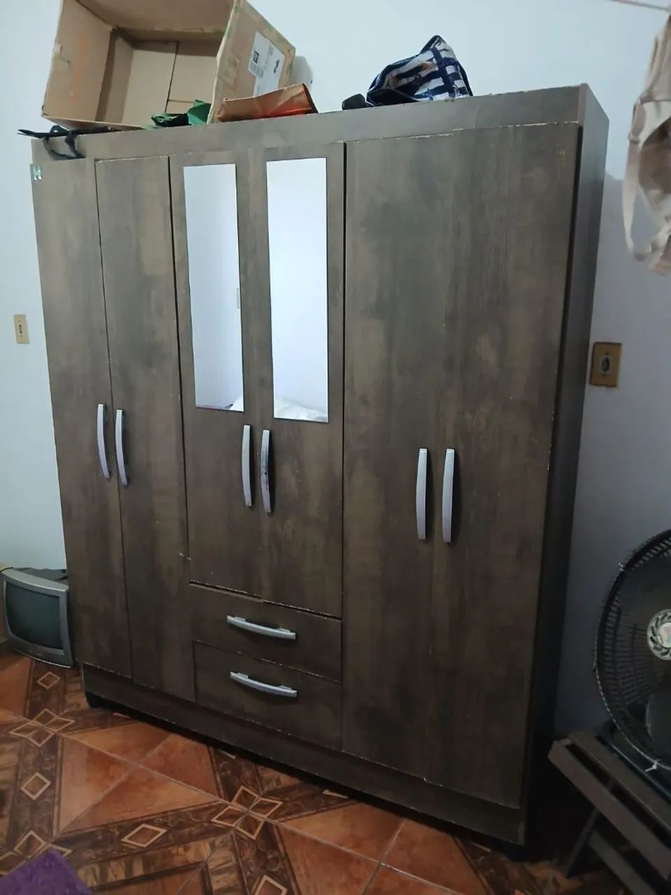 Vende guarda roupa 