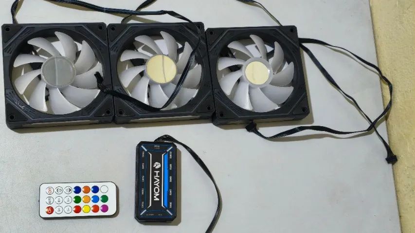 Kit 3 Fans RGB Hayom + Controladora
