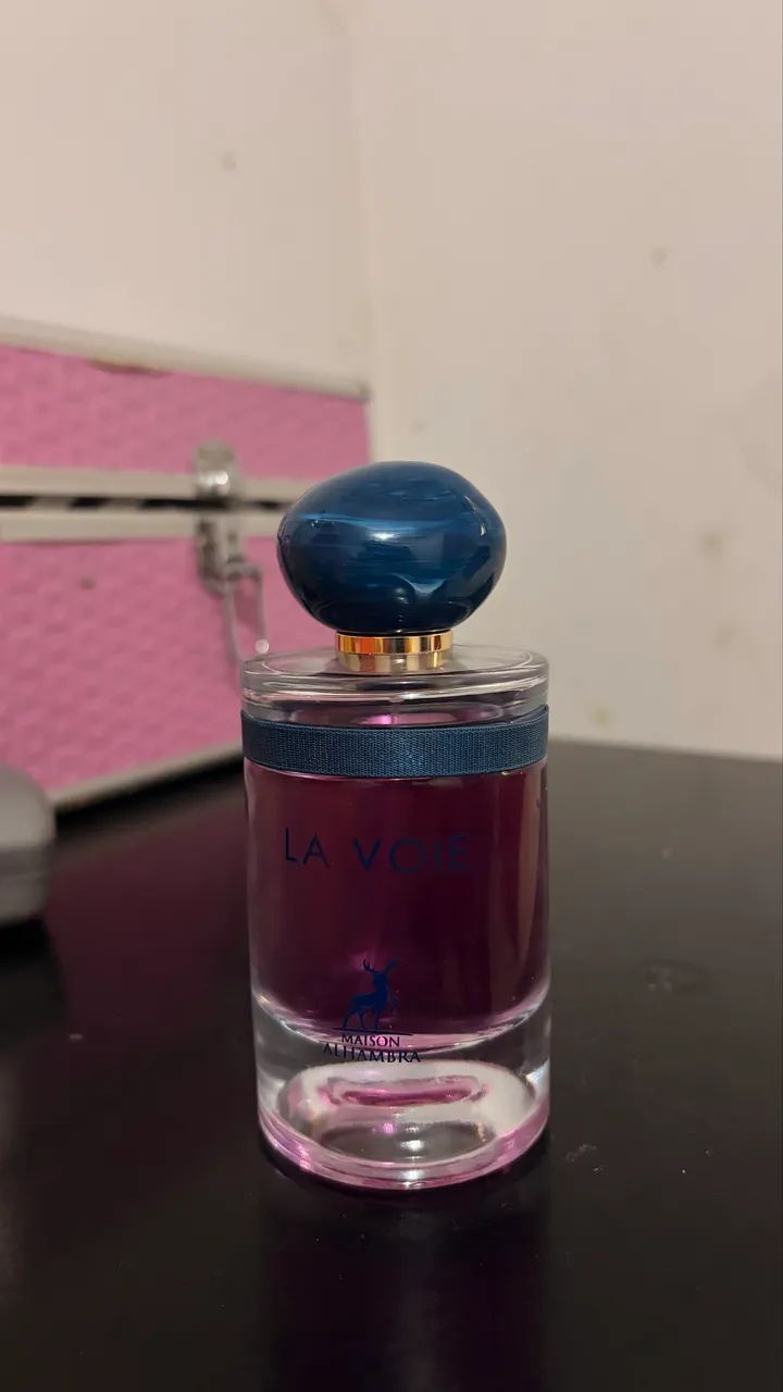 perfume árabe lá voie 