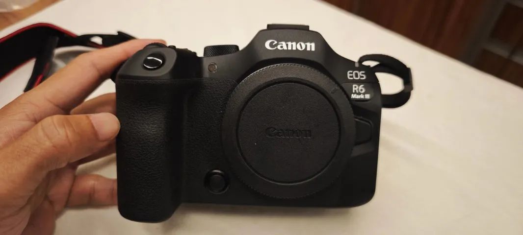 Camera Canon EOS R6 Mark III - Foto 4