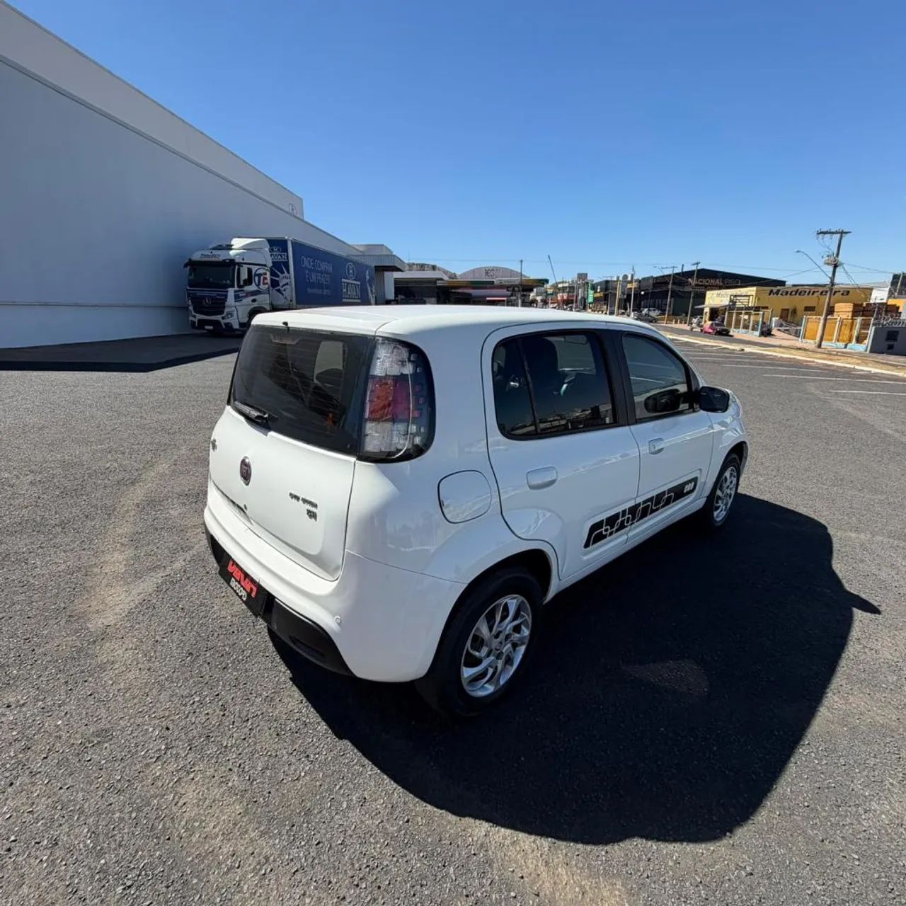 Fiat Uno Evolution 1.4 Fire Flex 8V 5P 2015 - Foto 4