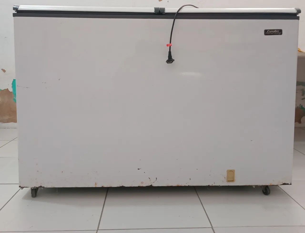 Freezer Esmaltec 