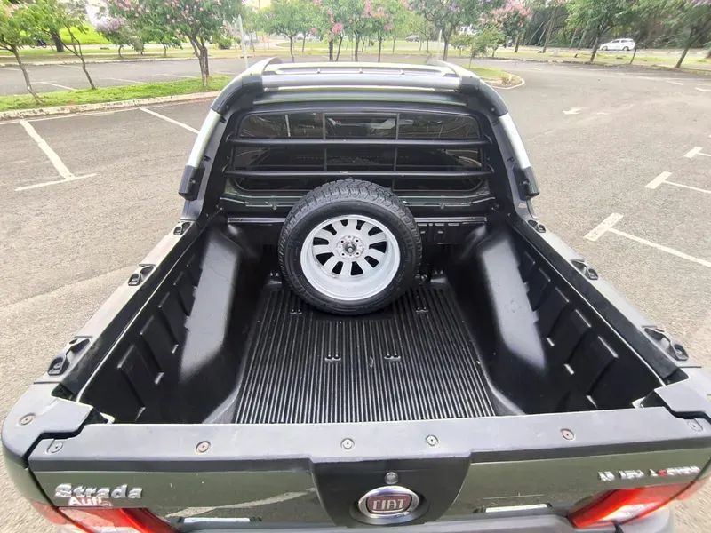 Fiat Strada Adventure1.8/ 1.8 LOCKER Flex CD, foto 6 de 19