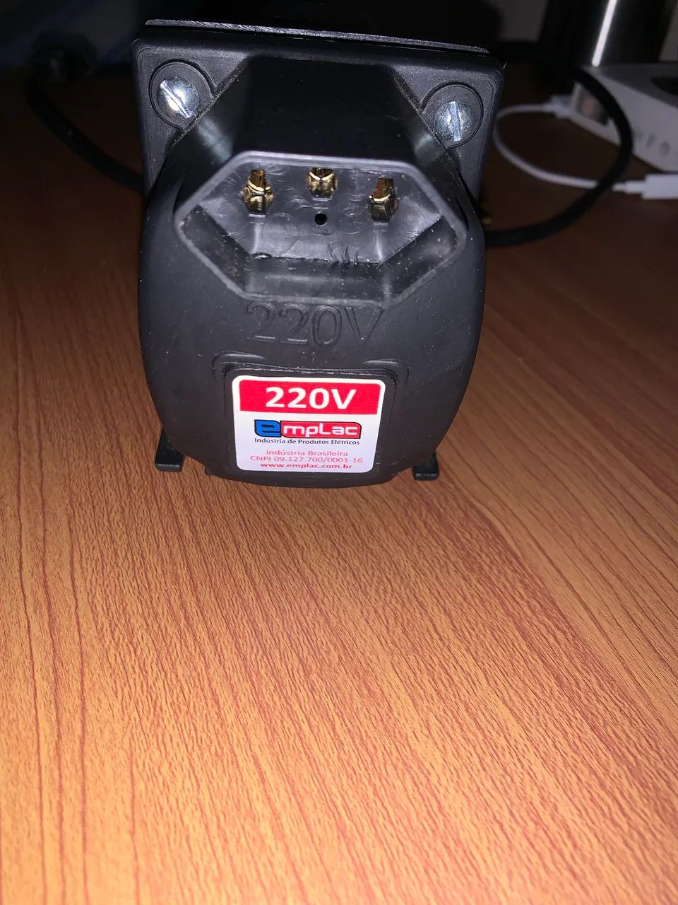 Transformador de energia Bivolt 220v para 127v - Foto 2