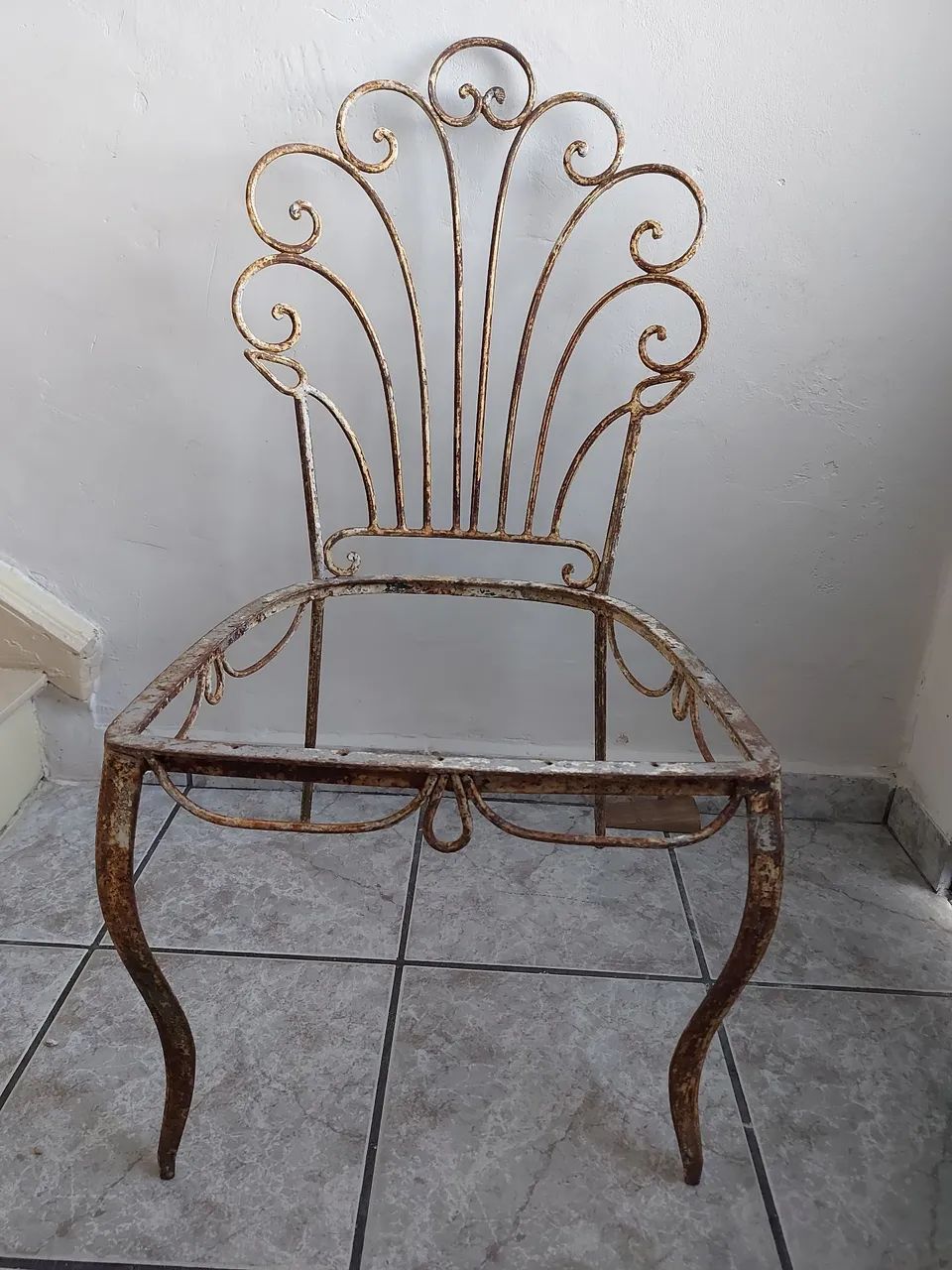 Cadeira Ferro Antiga Para Restauração - Foto 2