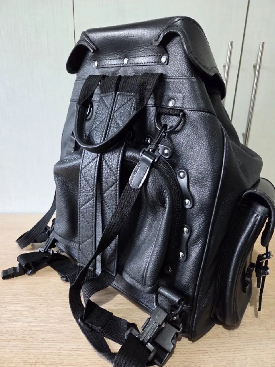 Bagageiro sissy bar em couro - Foto 3