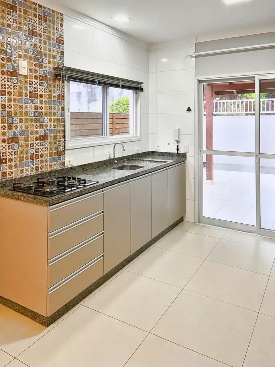 Casa com 3 quartos Anual - Na Barra da Lagoa - Florianópolis - SC - Foto 4