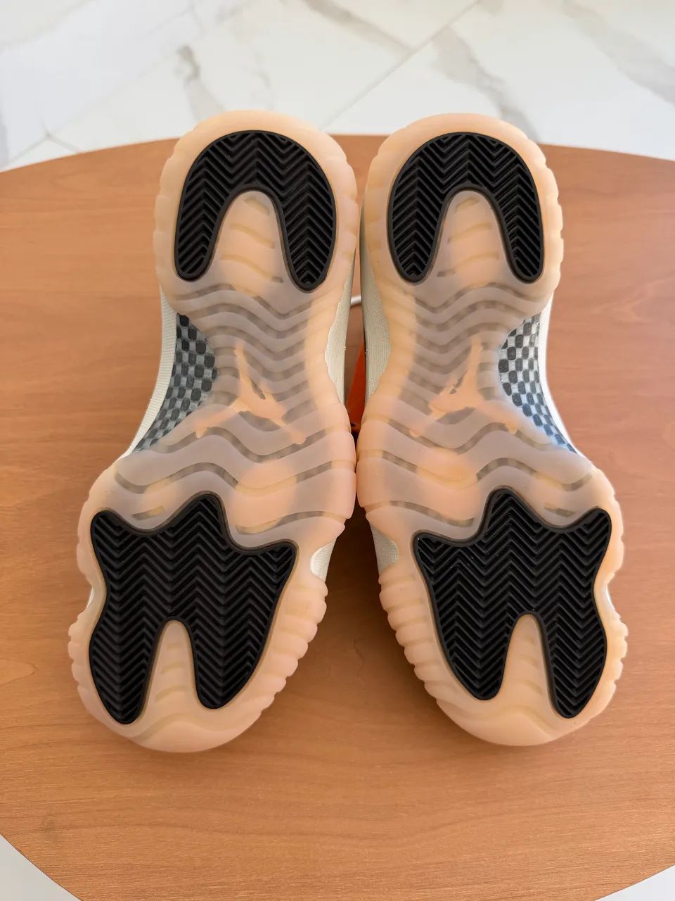 Air Jordan 11 Gratitude 37 - Foto 4