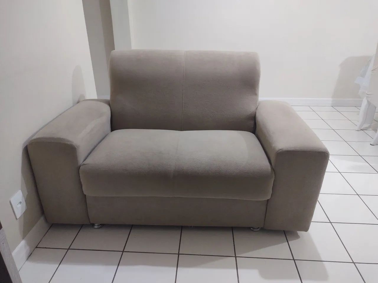 Conjunto sofás 2 e 3 lugares  - Foto 4