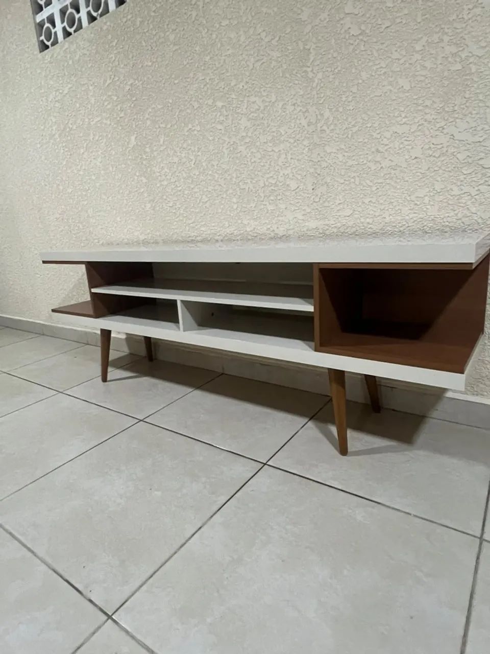 Rack - off white e amadeirado - Foto 2