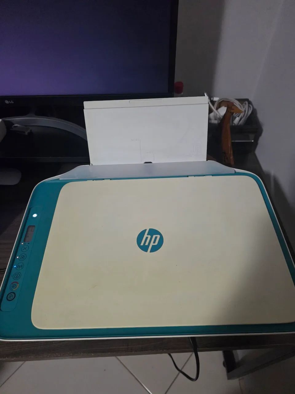 Impressora HP Deskjet Advantage 2676