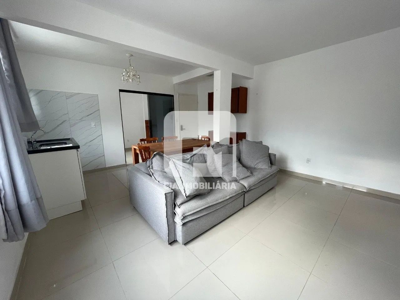 Apartamento de 2 dormitórios à venda no Centro - Foto 2