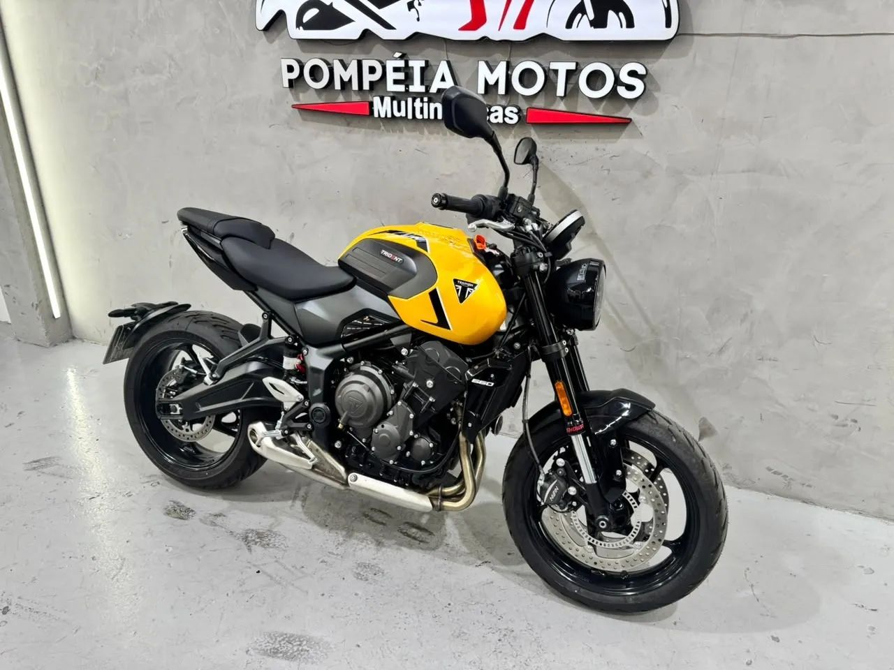 Triumph Trident 660 - Foto 4