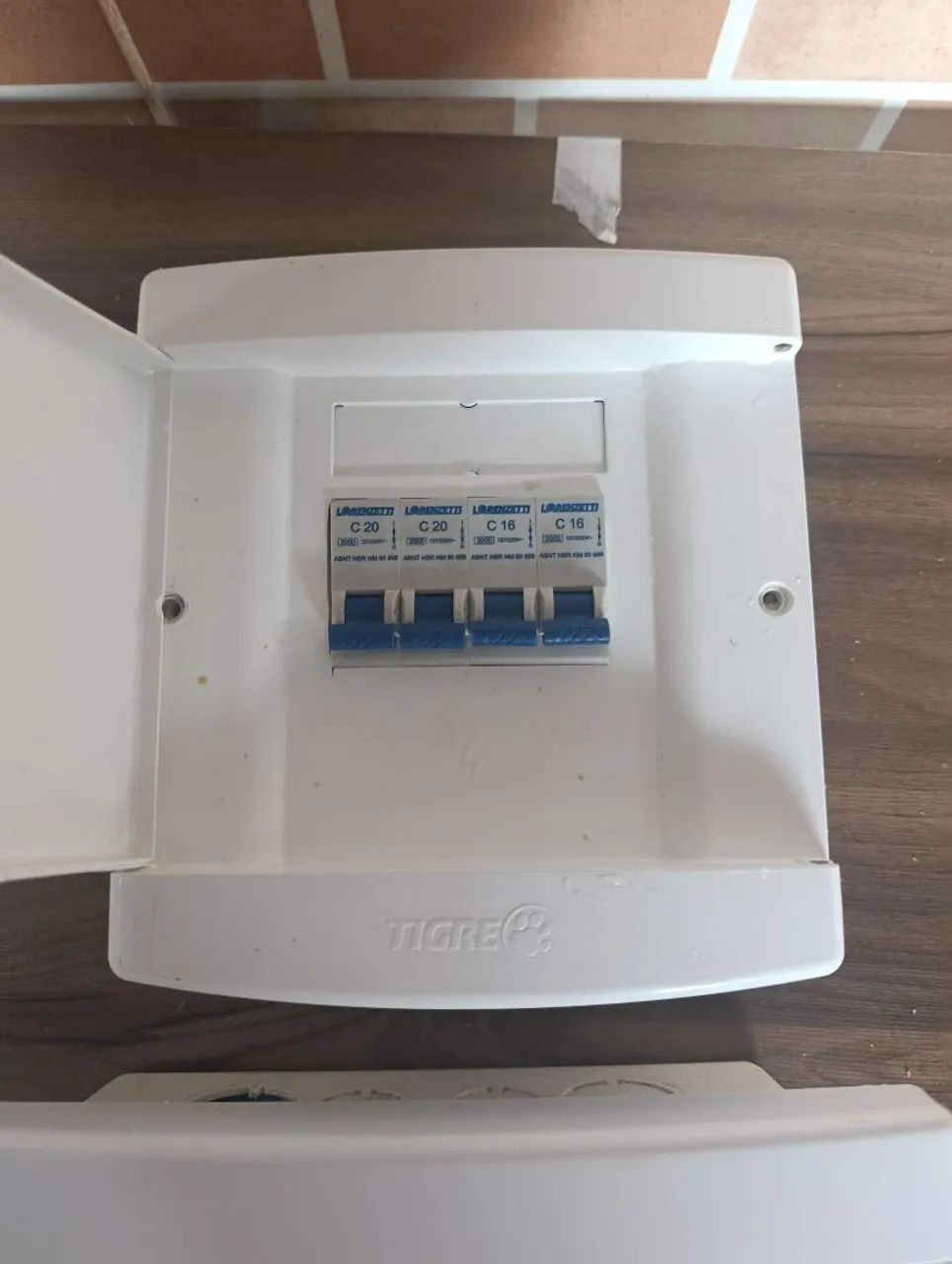 Quadro de distribuição embutir  - Foto 5