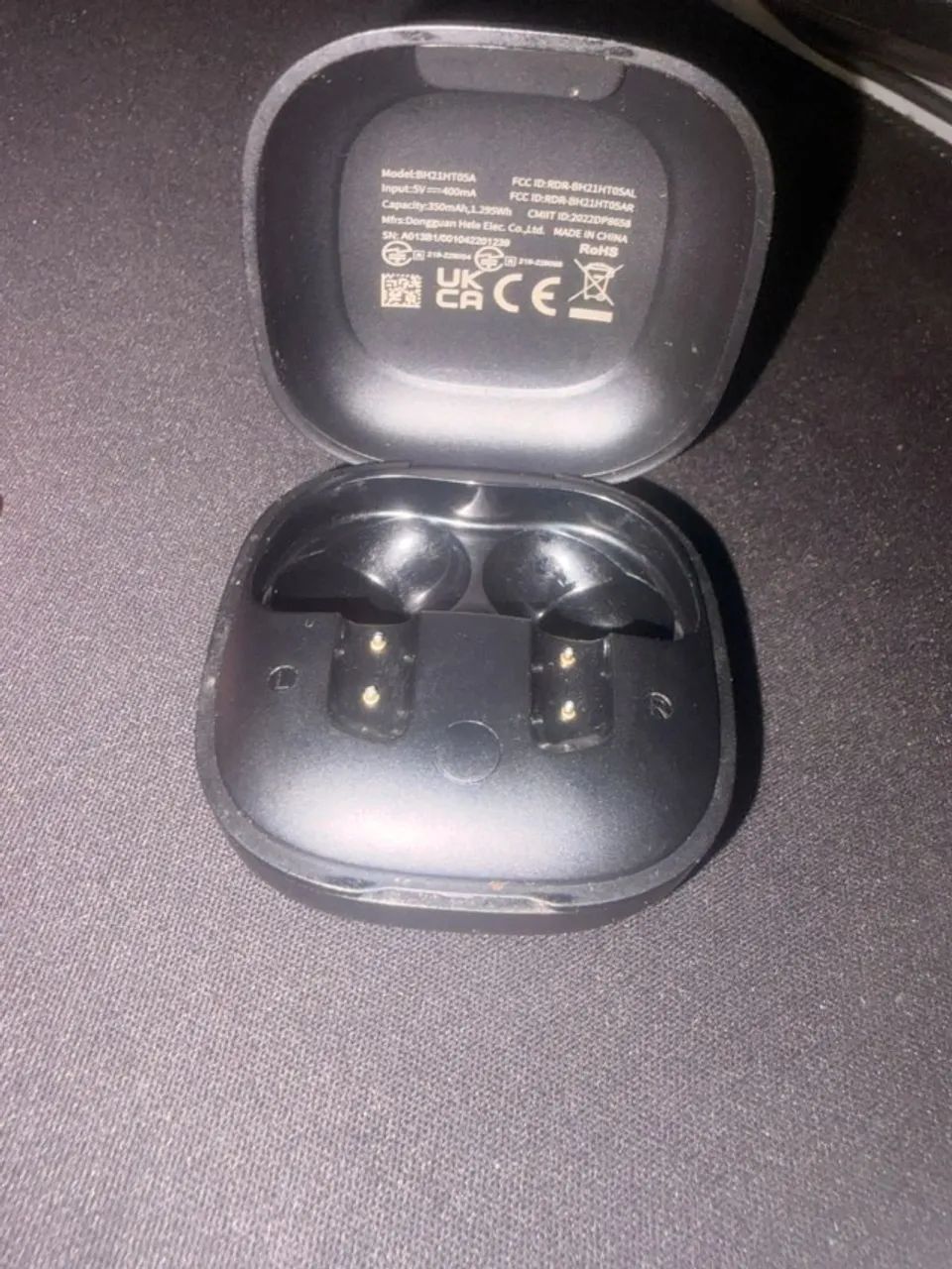 Base de carregamento FONE QCY HT05