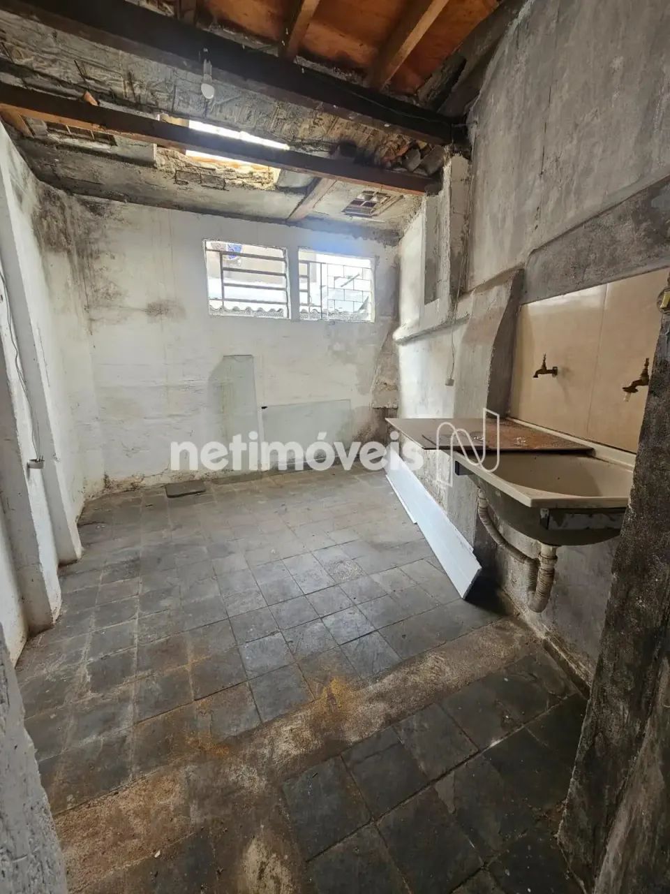 Loja Comercial à Venda no Floresta  Excelente Localização - Foto 5