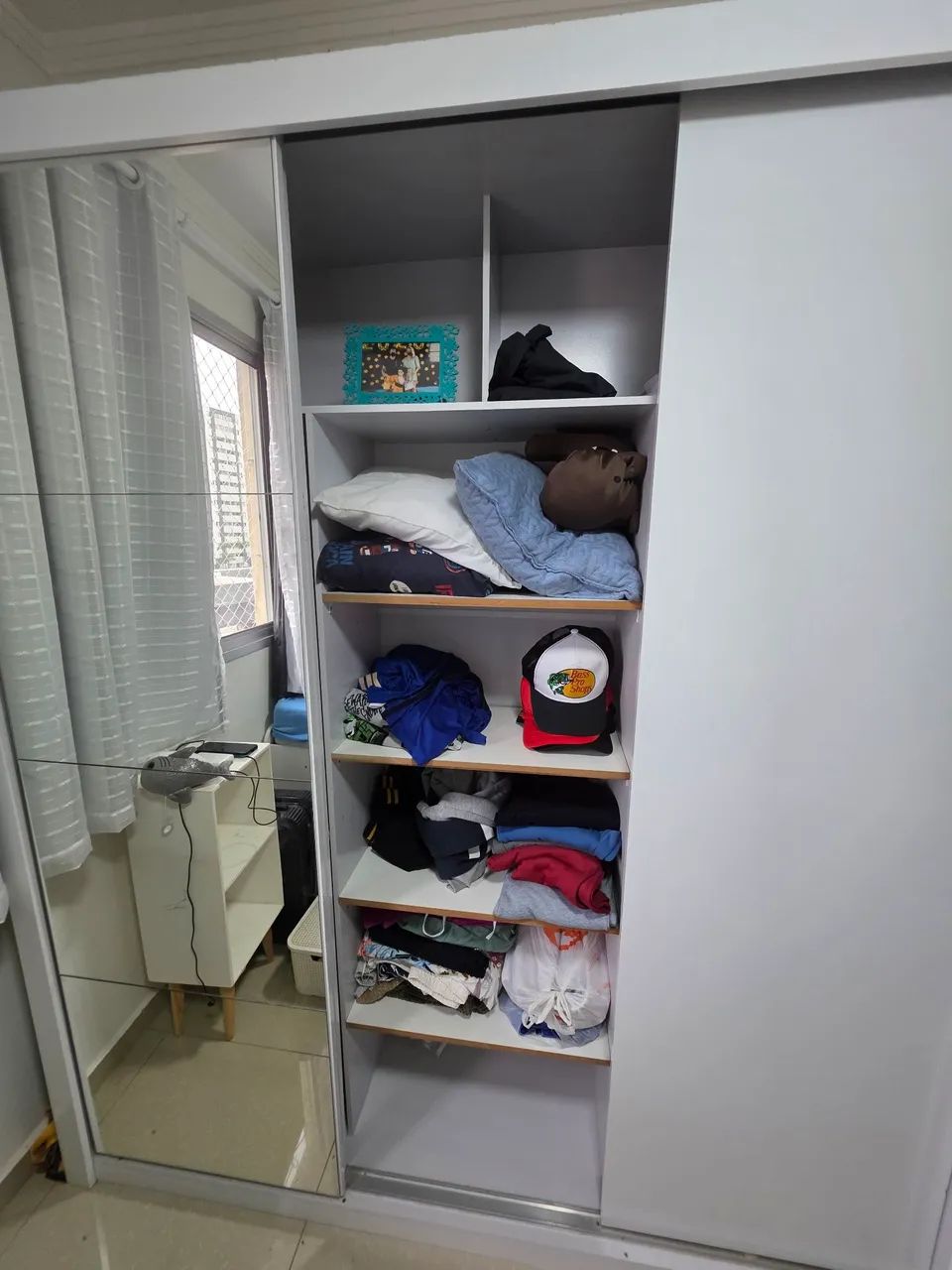 Guarda Roupas com Porta espelhada - Foto 3