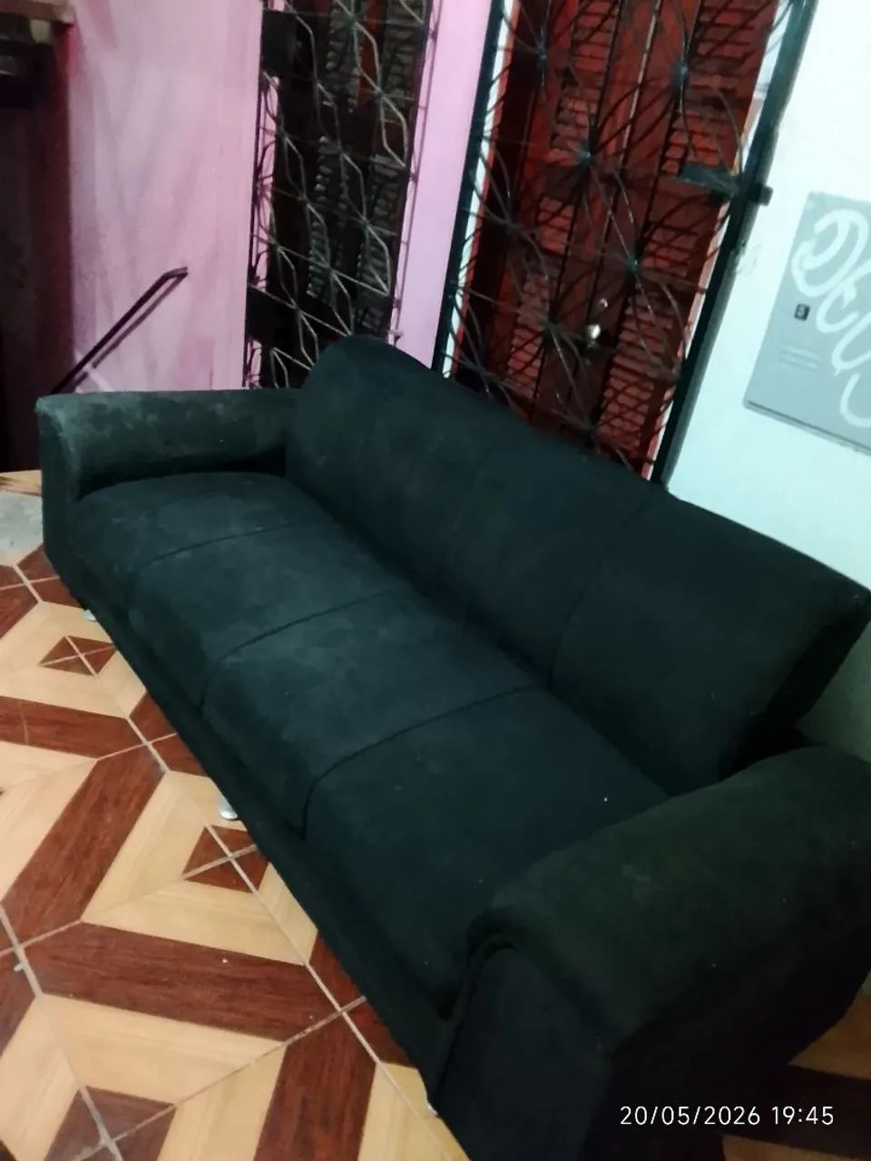 Large 4-Seat Navy Blue Sofa467353972224174080