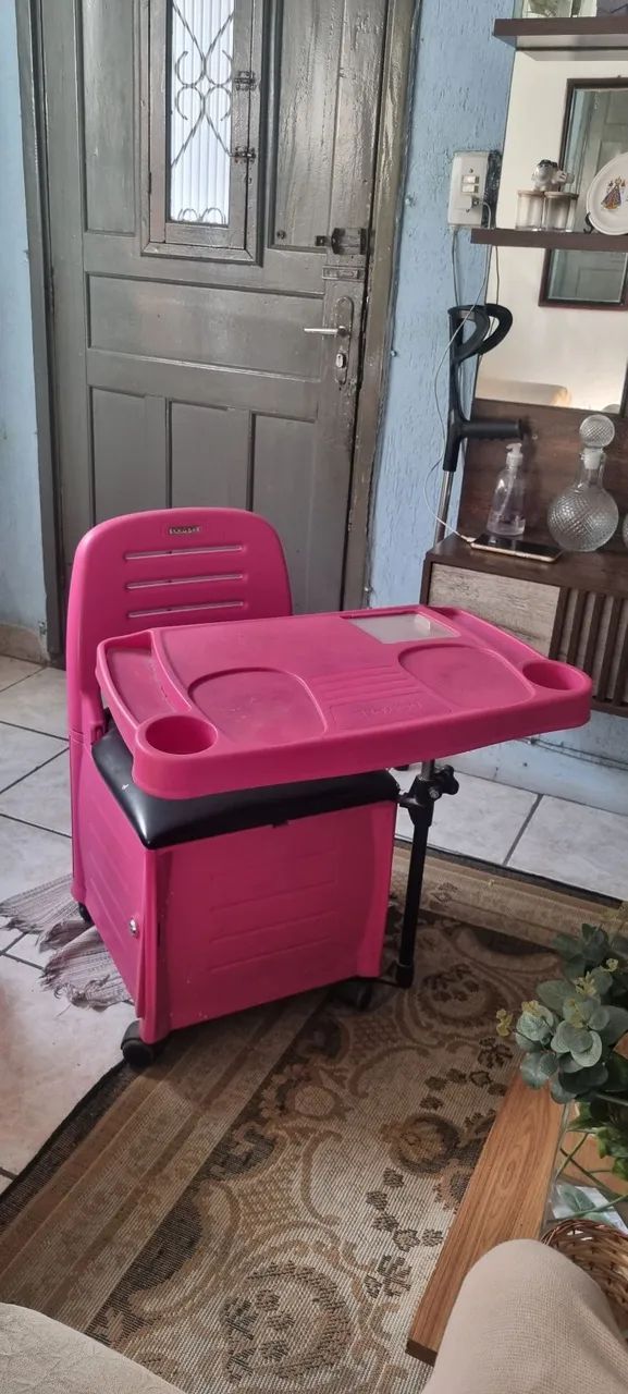 Carrinho de manicure 
