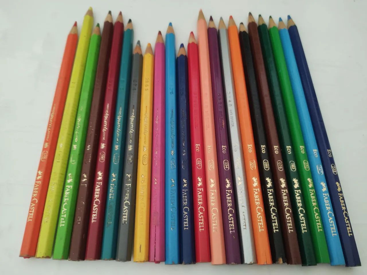 22 Lápis de Cor Faber Castell - 11 são Aquarla
