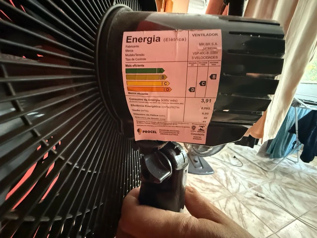 Ventilador de coluna 220v - Foto 3