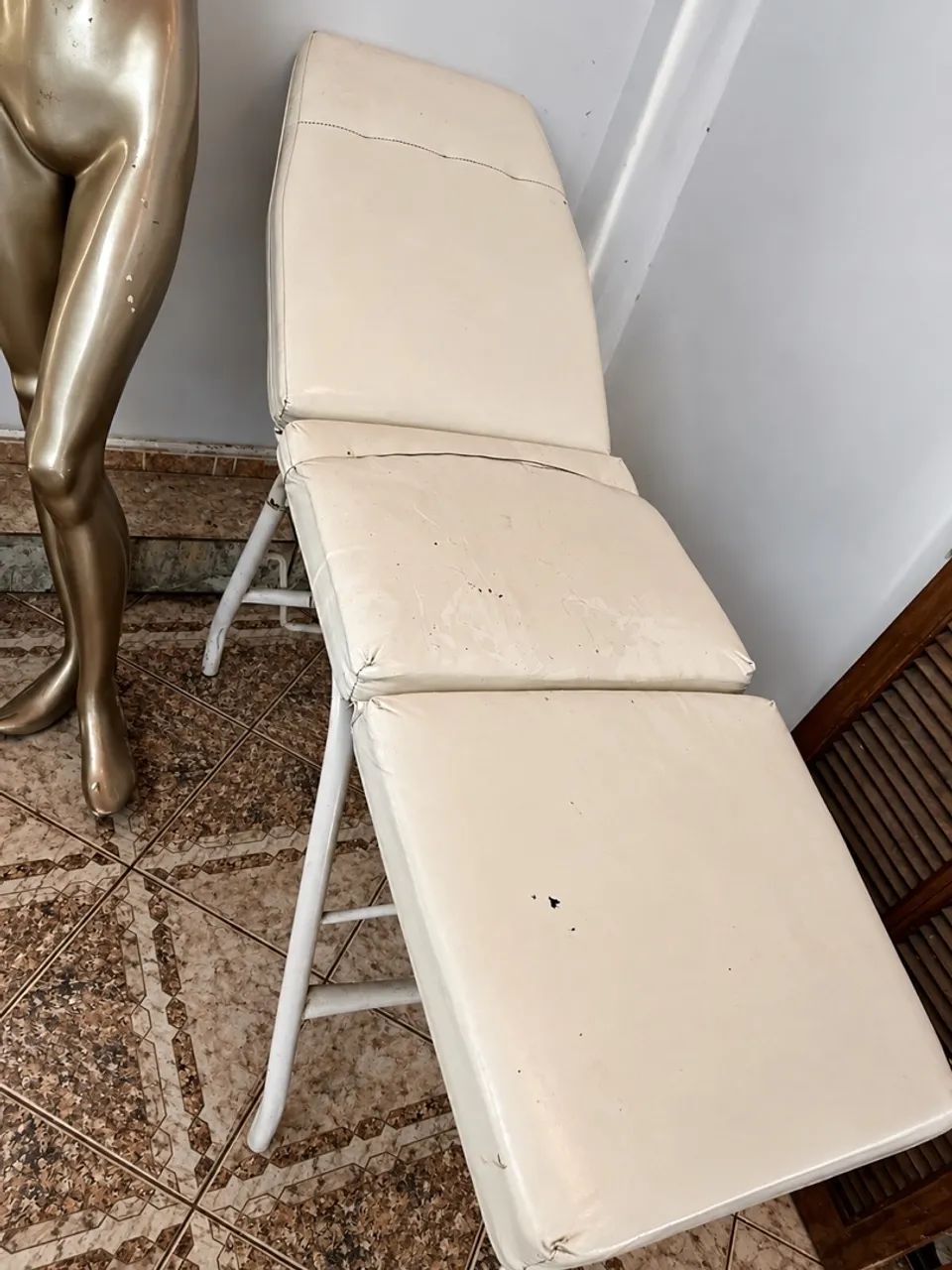 Maca de estética reclinável 