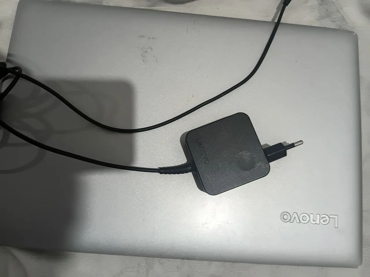Vendo notebook lenovo ideaped