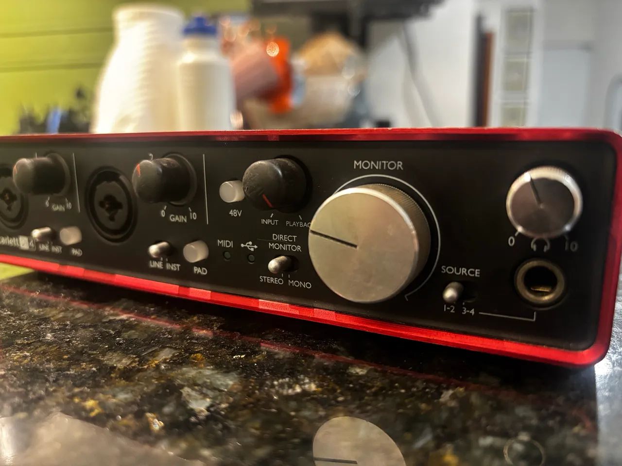 Interface Focusrite Scarlett 2i4 2nd Gen - Foto 4
