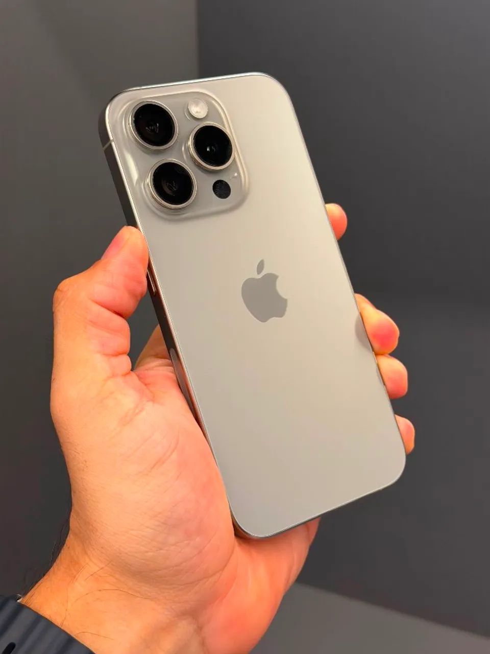 IPHONE 15 PRO 