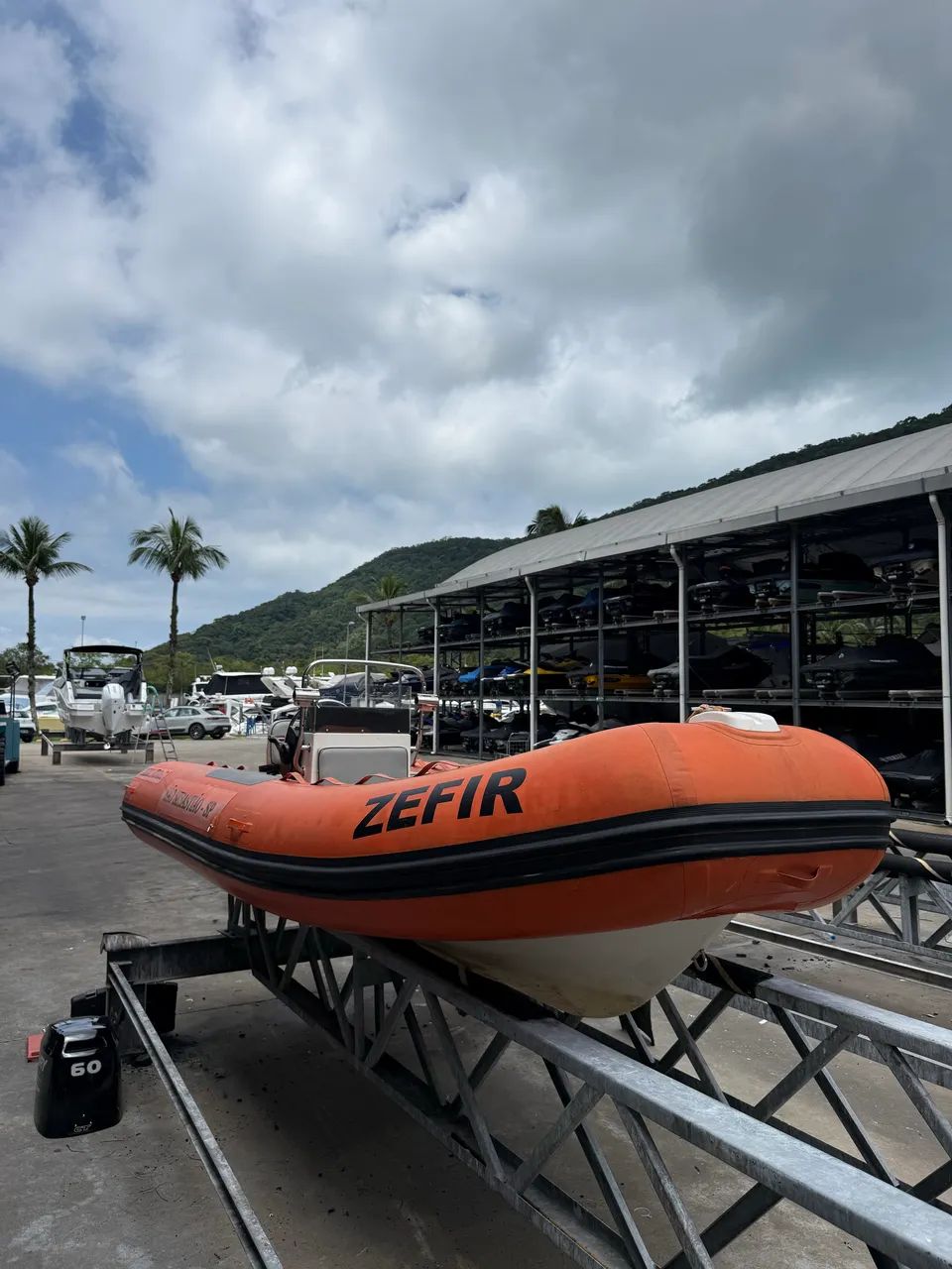 Bote inflável Zefir 4.2m, motor Mercury 60hp - Foto 4