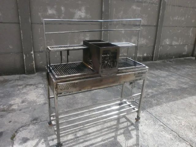 churrasqueira - parrilla -  com carrinho com rodas - Foto 2