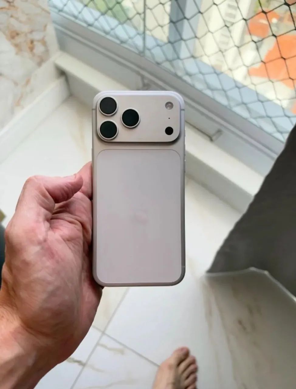 iPhone 17 pro max - Foto 2