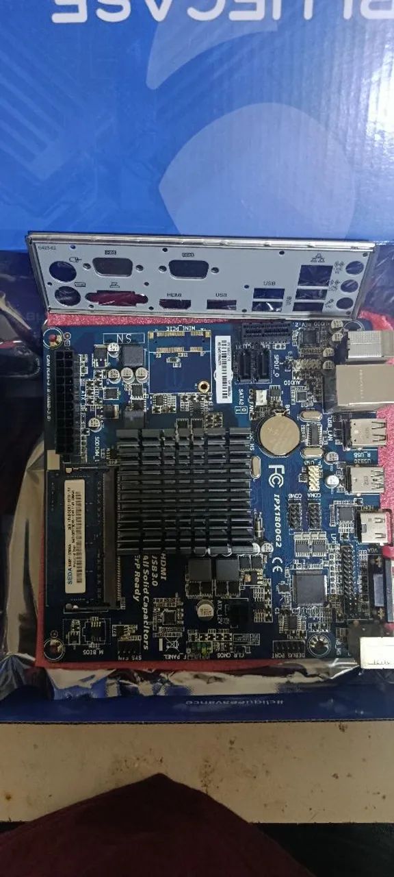 Placa integrada ipx1800 com 2gb ram ddr3 - Foto 3